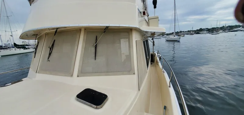 Slide: The Image of Mainship 400 Trawler 2004 - 27