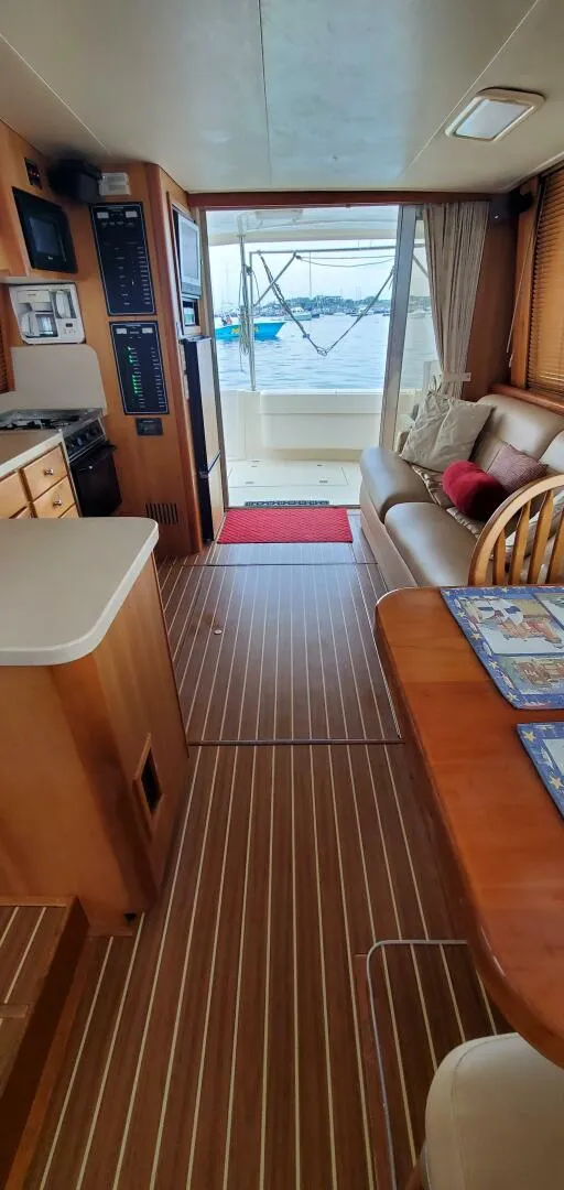 Slide: The Image of Mainship 400 Trawler 2004 - 39