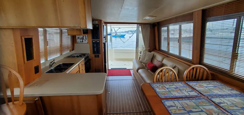 Slide: The Image of Mainship 400 Trawler 2004 - 40