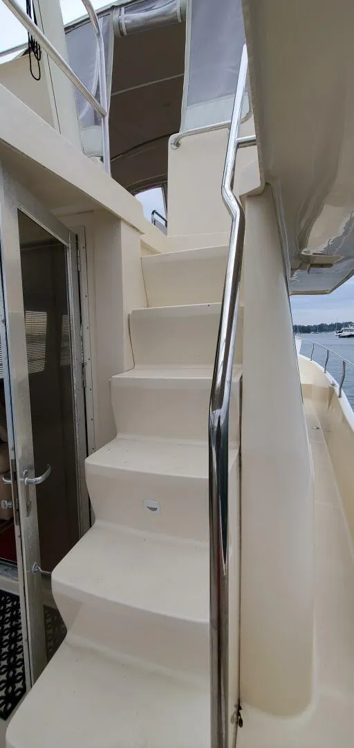 Slide: The Image of Mainship 400 Trawler 2004 - 49
