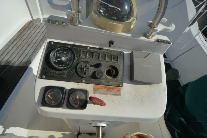 Slide: The Image of Beneteau Oceanis 311 2000 - 14