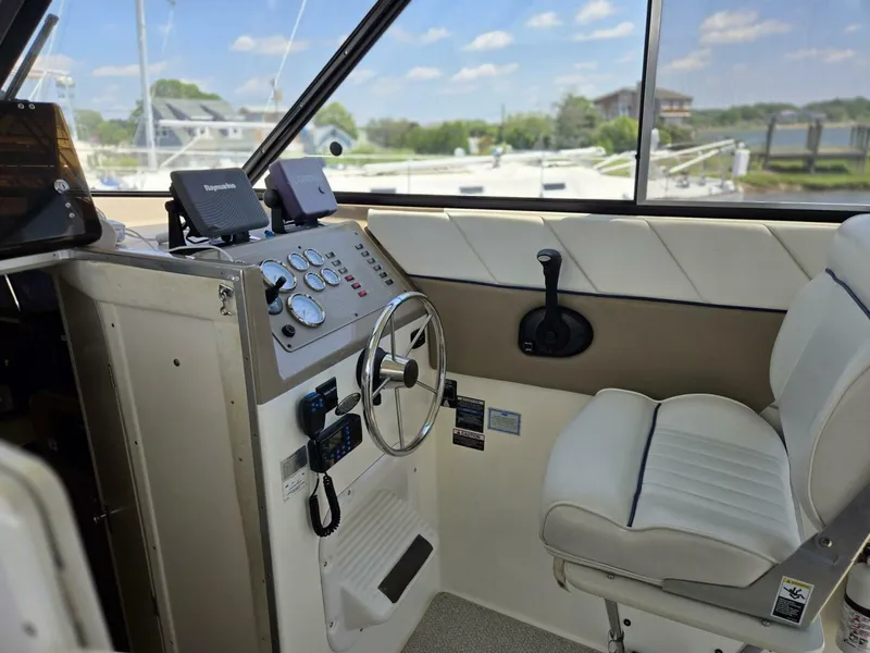 Slide: The Image of Bayliner 289 EC 2005 - 27