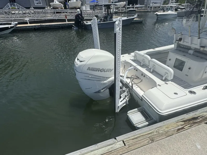 Slide: The Image of Shearwater 270 Carolina Flare 2018 - 14