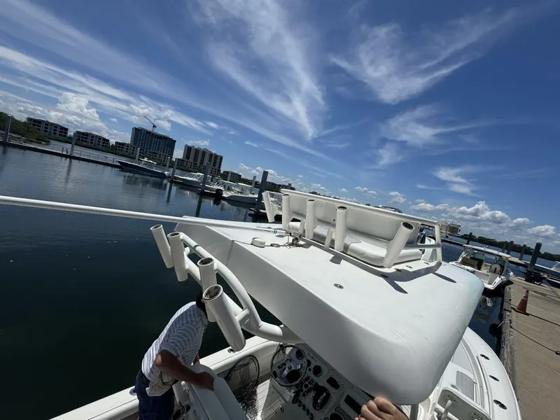 Slide: The Image of Shearwater 270 Carolina Flare 2018 - 24