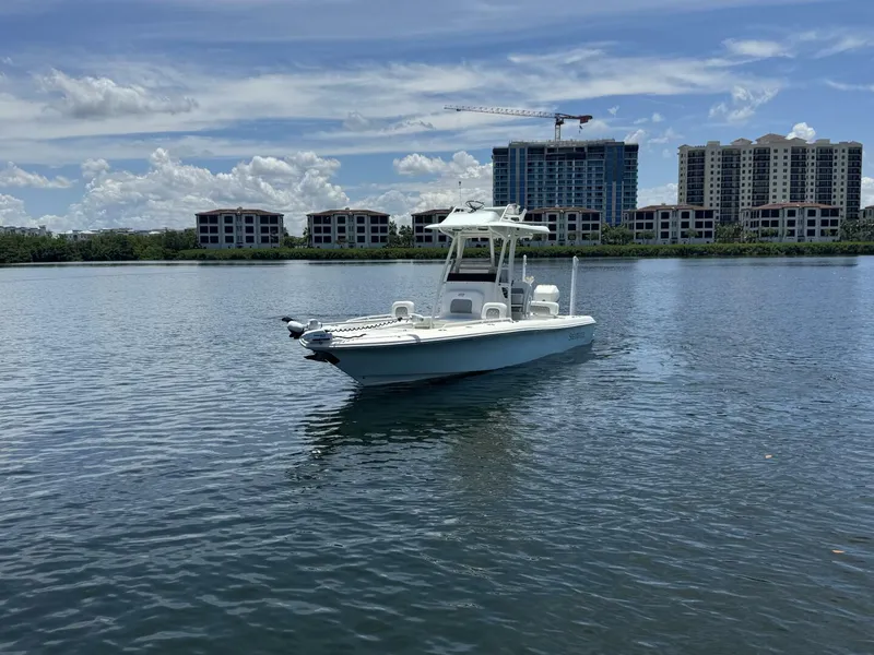 Slide: The Image of Shearwater 270 Carolina Flare 2018 - 7
