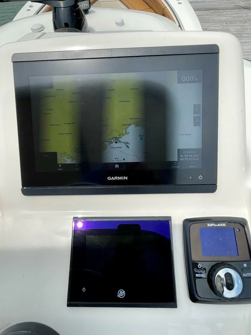 Slide: The Image of Scout 420 Lxf 2020 - 11