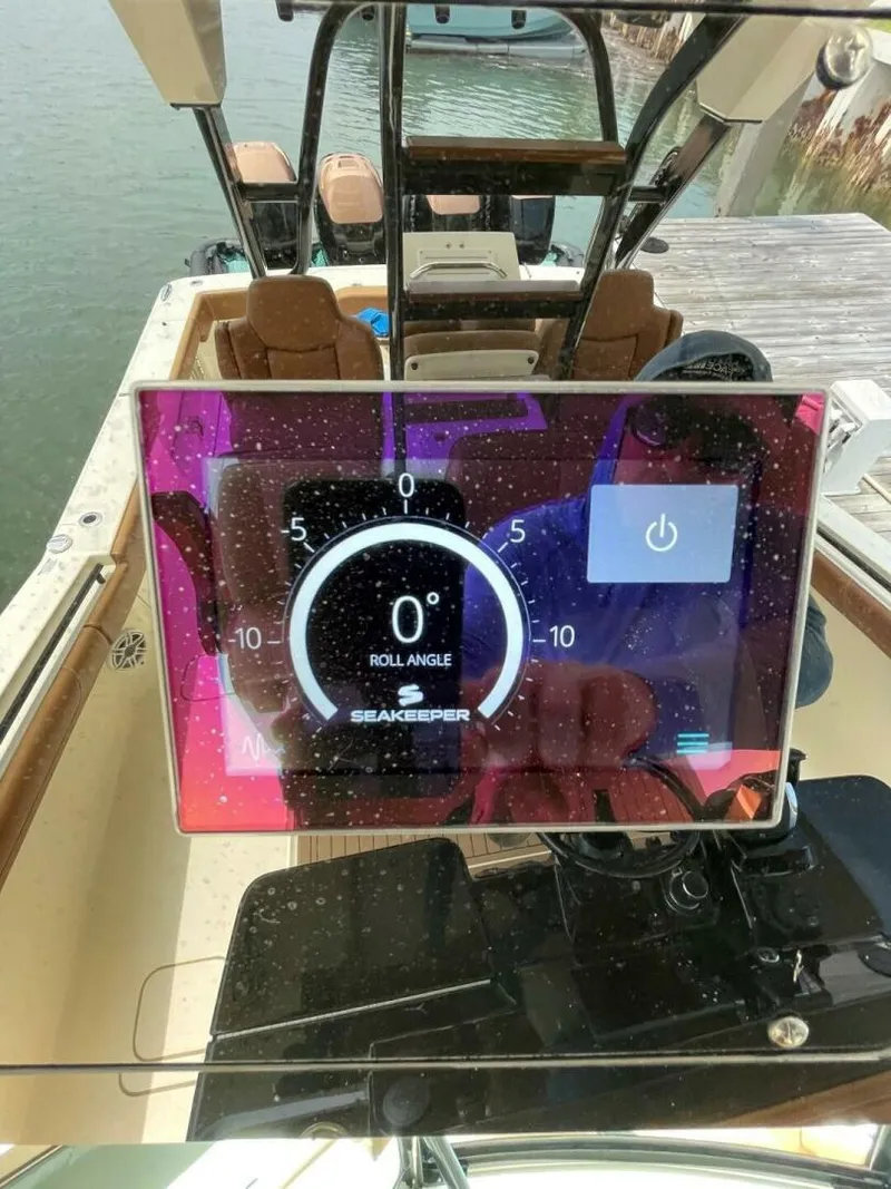 Slide: The Image of Scout 420 Lxf 2020 - 36