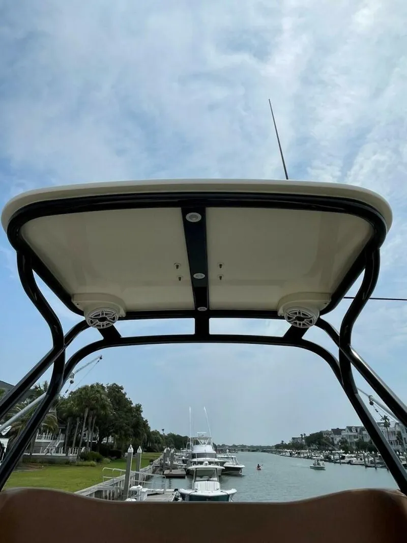 Slide: The Image of Scout 420 Lxf 2020 - 9