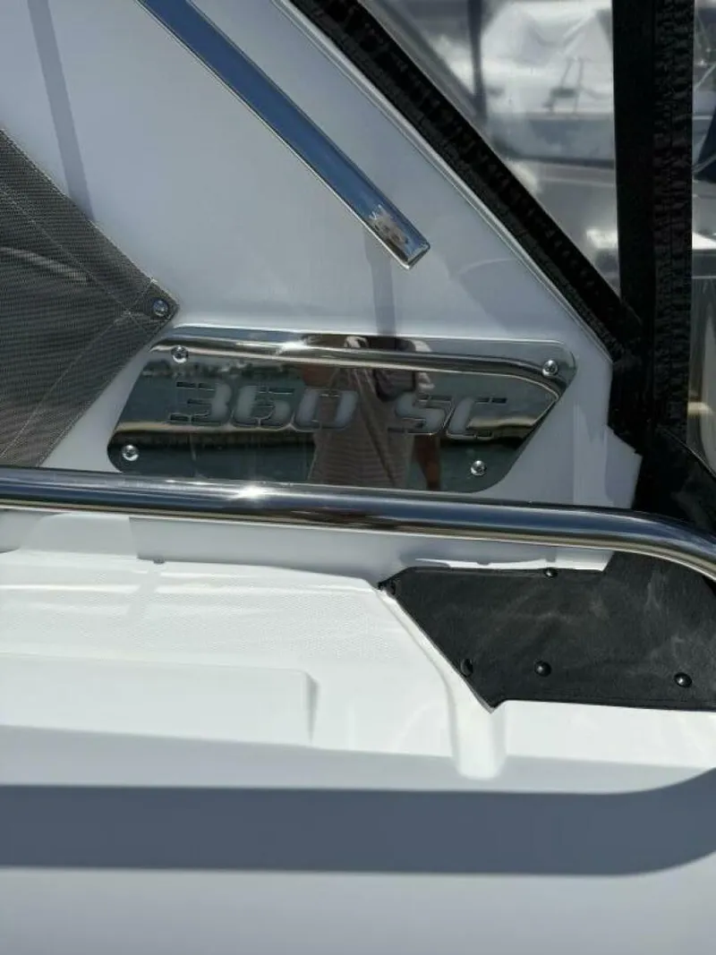 Slide: The Image of Monterey 360 Sport Coupe 2016 - 5