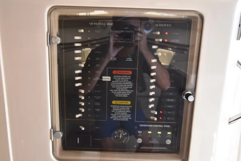 Slide: The Image of Grady-White 330 Express 2016 - 18
