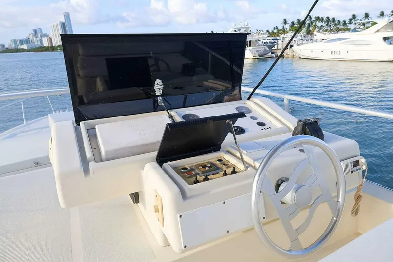 Slide: The Image of Ferretti 55 Motor Yacht 1998 - 11