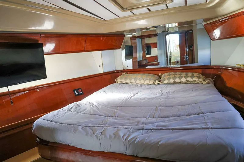 Slide: The Image of Ferretti 55 Motor Yacht 1998 - 20