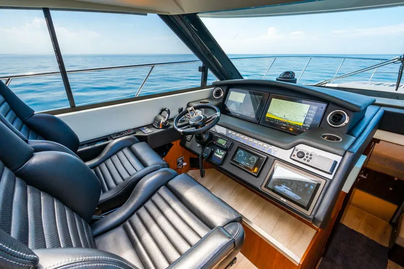 Slide: The Image of Riviera 4800 Sport Yacht 2019 - 23