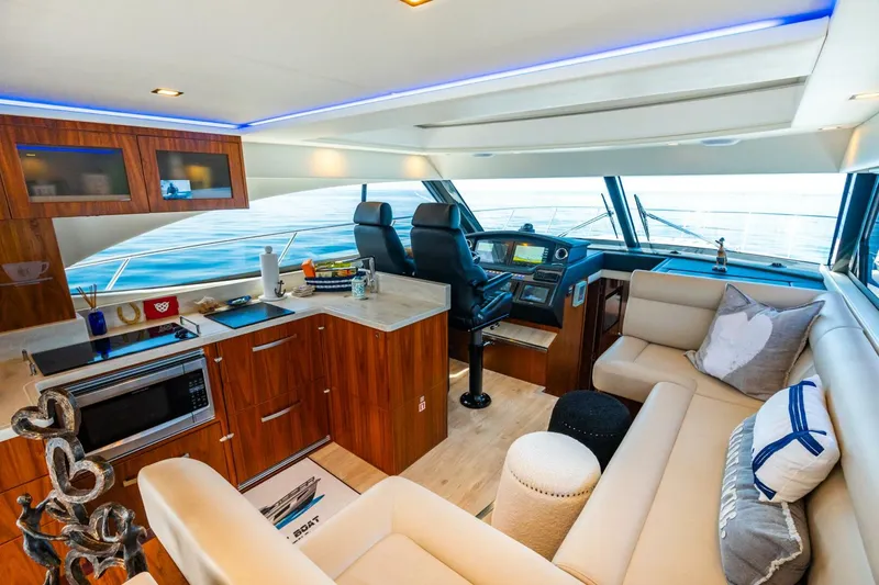 Slide: The Image of Riviera 4800 Sport Yacht 2019 - 26