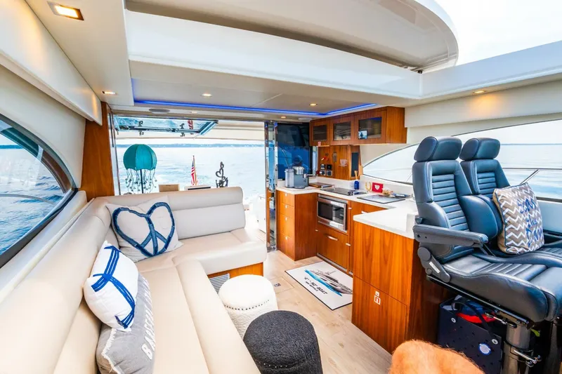 Slide: The Image of Riviera 4800 Sport Yacht 2019 - 28