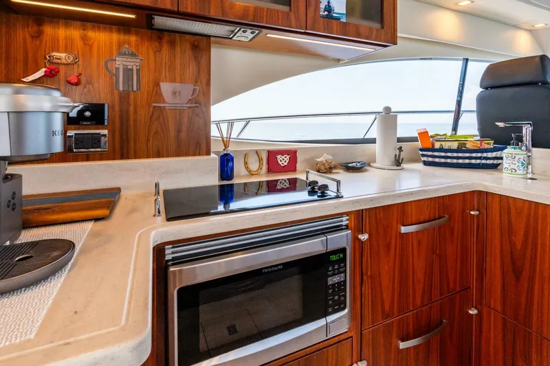 Slide: The Image of Riviera 4800 Sport Yacht 2019 - 35