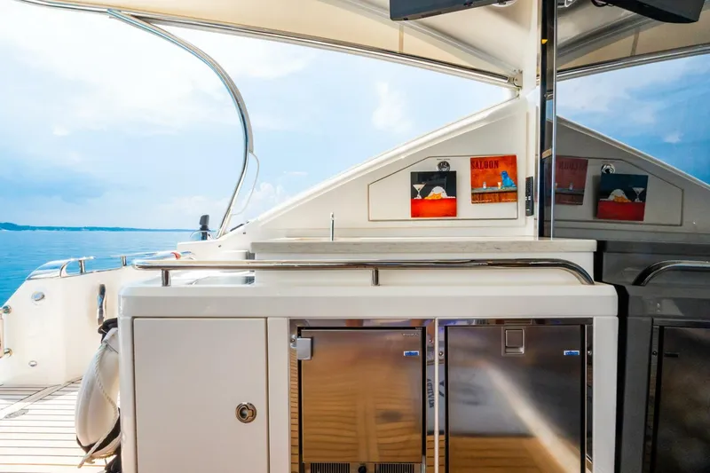 Slide: The Image of Riviera 4800 Sport Yacht 2019 - 44