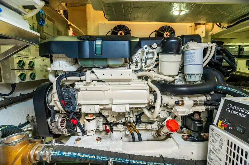 Slide: The Image of Riviera 4800 Sport Yacht 2019 - 73