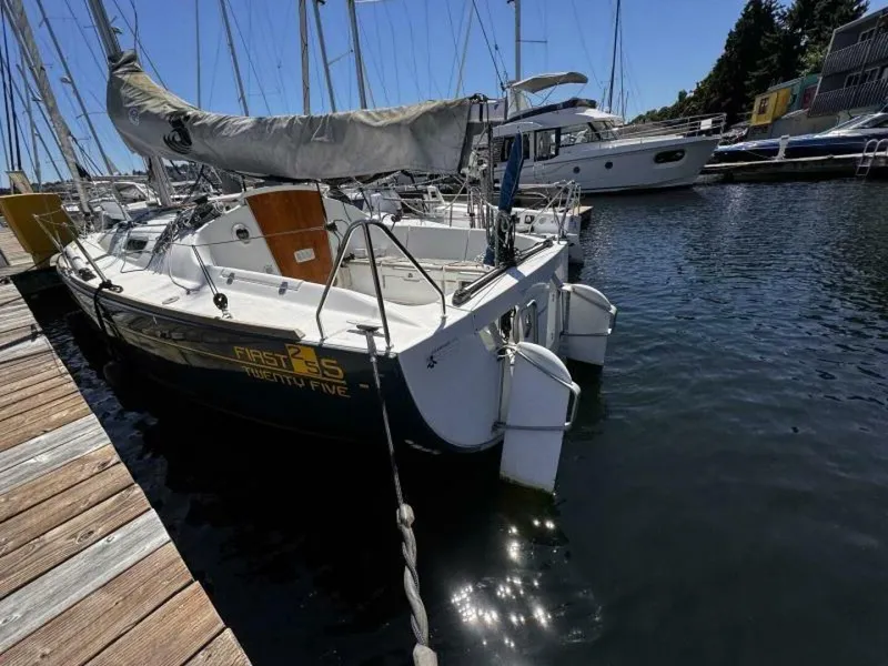 Slide: The Image of Beneteau First 25S 2014 - 24