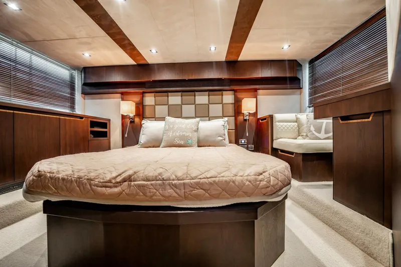 Slide: The Image of Galeon 510 Skybridge 2017 - 39