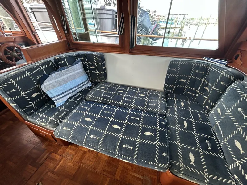 Slide: The Image of Albin Dual Cabin 1978 - 14