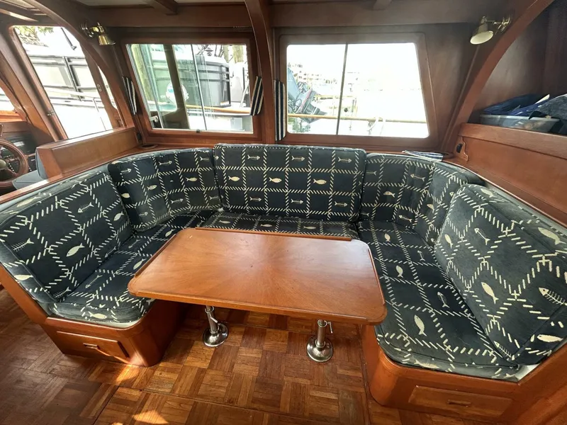Slide: The Image of Albin Dual Cabin 1978 - 16