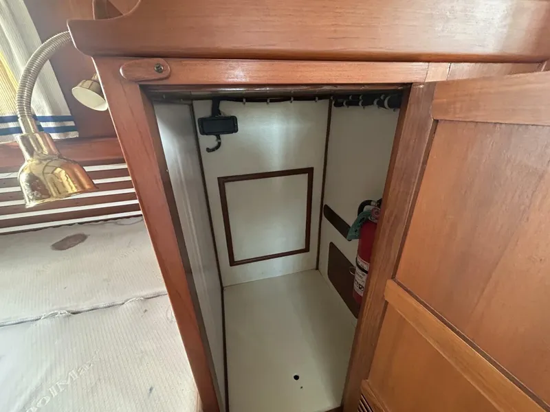 Slide: The Image of Albin Dual Cabin 1978 - 23