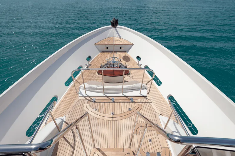 Slide: The Image of Westport 40M 2014 - 33