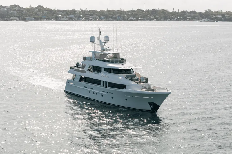 Slide: The Image of Westport 40M 2014 - 6