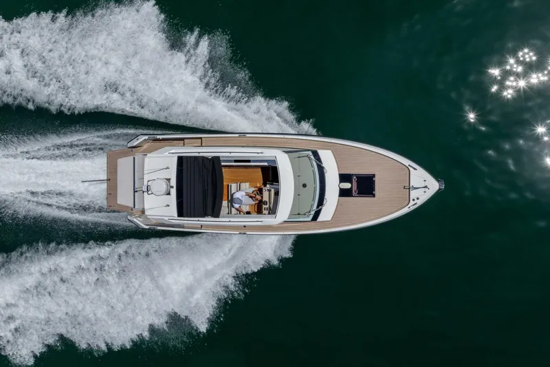 Slide: The Image of Delta 33 Coupe 2023 - 11