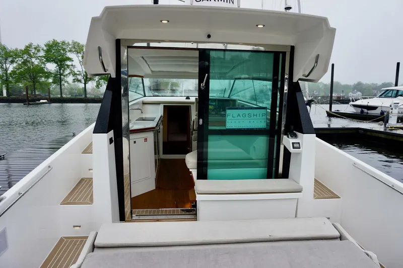 Slide: The Image of Delta 33 Coupe 2023 - 15