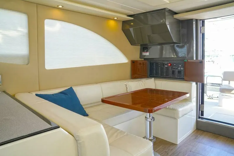 Slide: The Image of Carver Yachts C40 2020 - 16