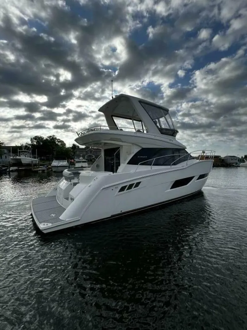 Slide: The Image of Carver Yachts C40 2020 - 35