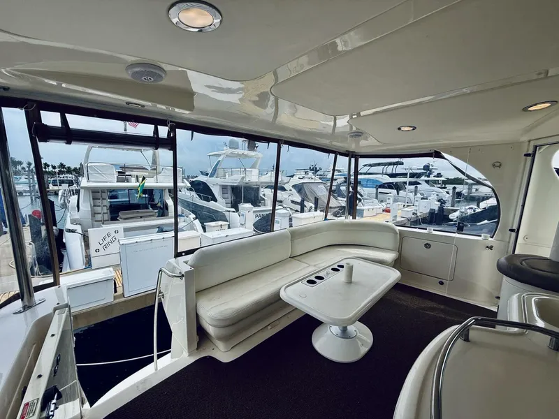 Slide: The Image of Sea Ray 480 Motor Yacht 2003 - 15