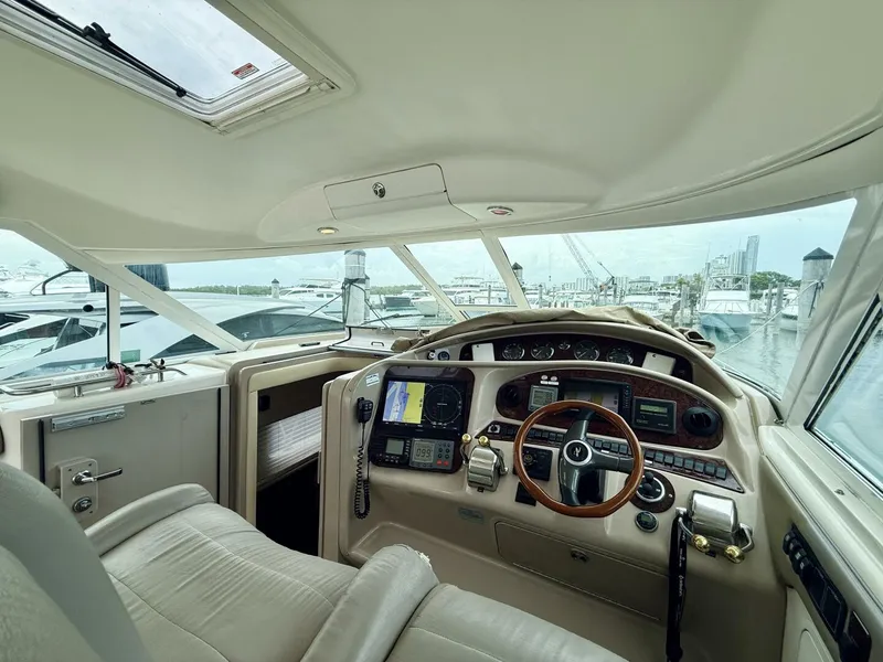 Slide: The Image of Sea Ray 480 Motor Yacht 2003 - 21