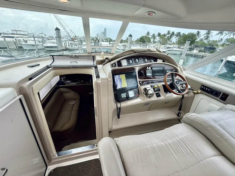Slide: The Image of Sea Ray 480 Motor Yacht 2003 - 22