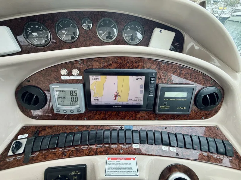 Slide: The Image of Sea Ray 480 Motor Yacht 2003 - 26