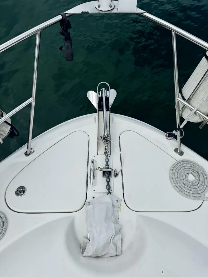 Slide: The Image of Sea Ray 480 Motor Yacht 2003 - 3