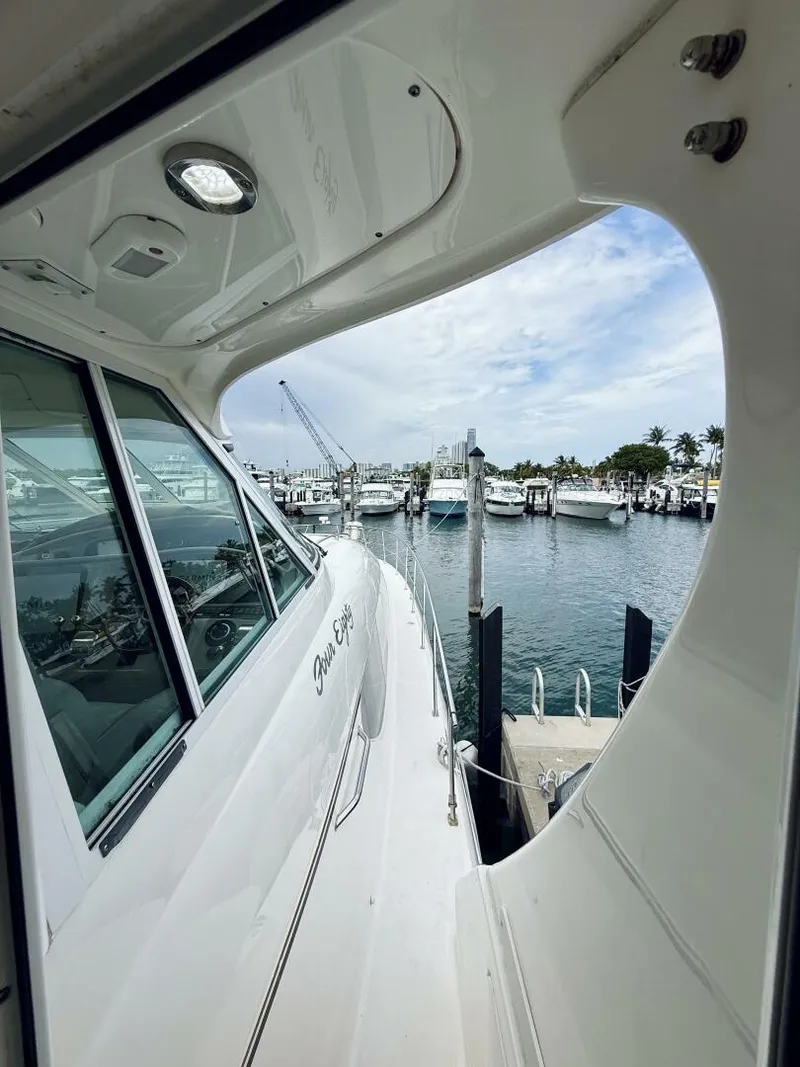 Slide: The Image of Sea Ray 480 Motor Yacht 2003 - 31