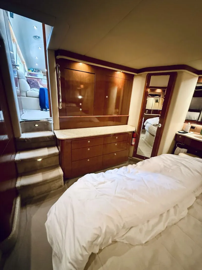 Slide: The Image of Sea Ray 480 Motor Yacht 2003 - 56