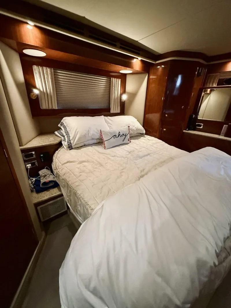 Slide: The Image of Sea Ray 480 Motor Yacht 2003 - 60