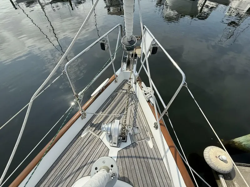 Slide: The Image of Beneteau 2003 - 17