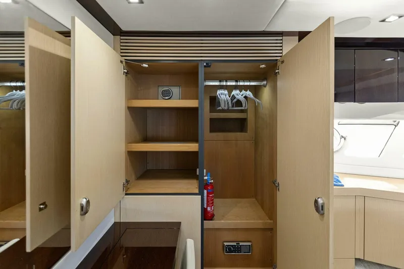 Slide: The Image of Sunseeker 73 Manhattan 2013 - 111