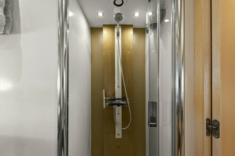 Slide: The Image of Sunseeker 73 Manhattan 2013 - 114