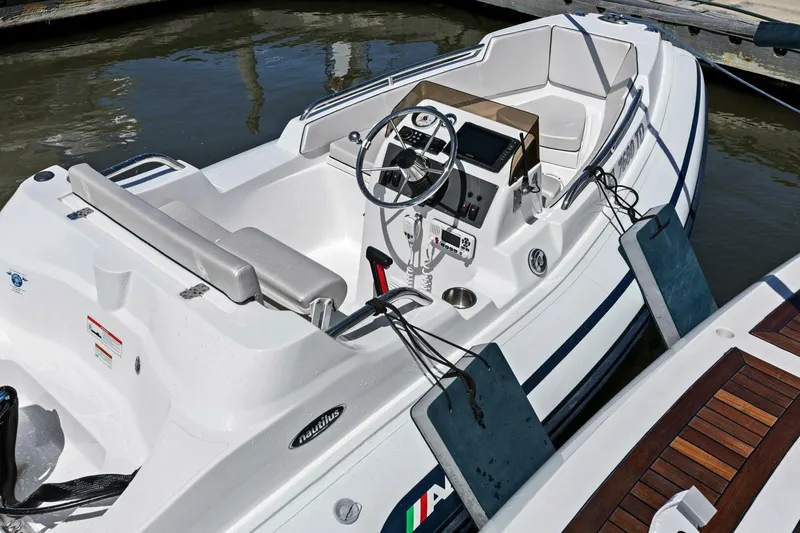 Slide: The Image of Sunseeker 73 Manhattan 2013 - 131