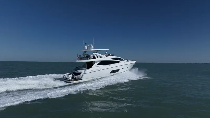 Slide: The Image of Sunseeker 73 Manhattan 2013 - 19