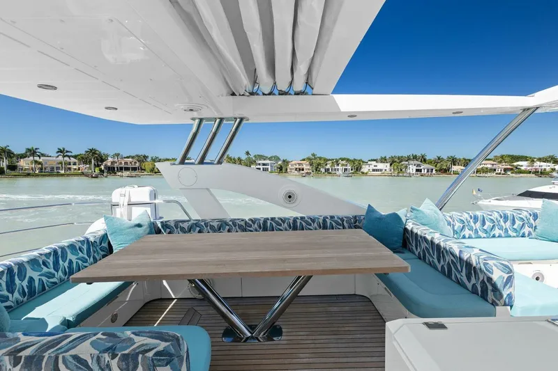 Slide: The Image of Sunseeker 73 Manhattan 2013 - 41