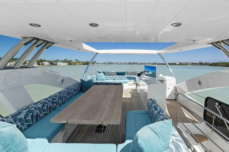 Slide: The Image of Sunseeker 73 Manhattan 2013 - 42