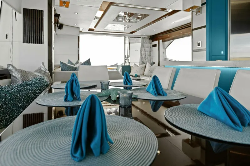 Slide: The Image of Sunseeker 73 Manhattan 2013 - 60