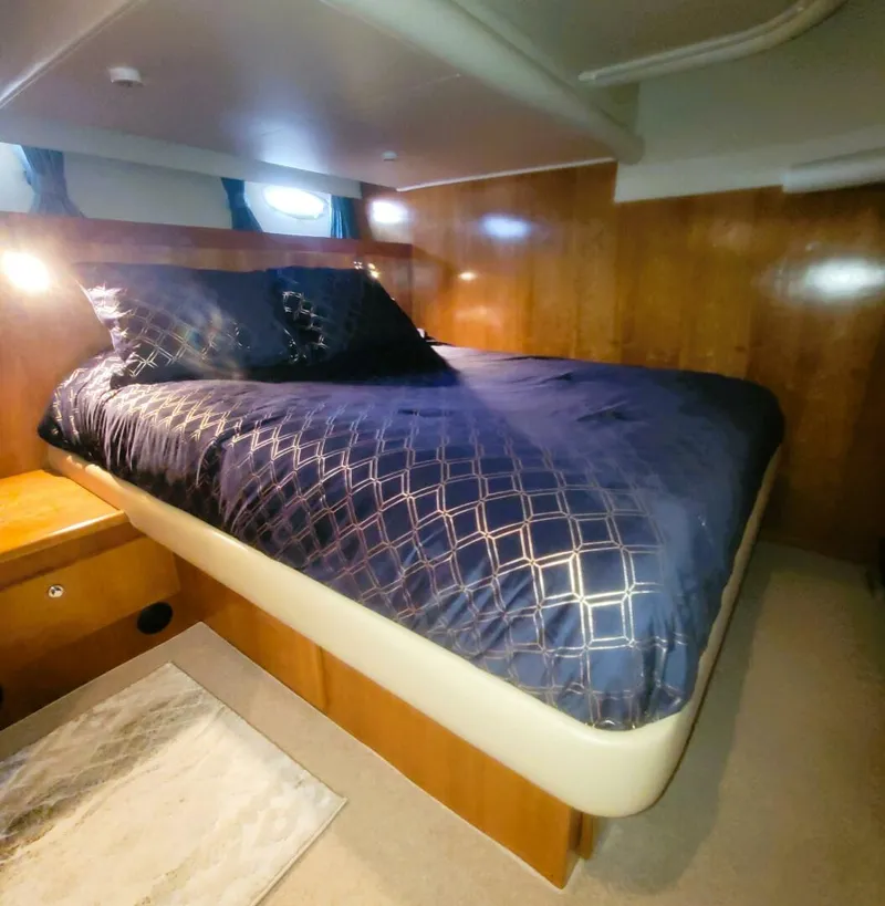 Slide: The Image of Navigator 3900 Californian 2003 - 10